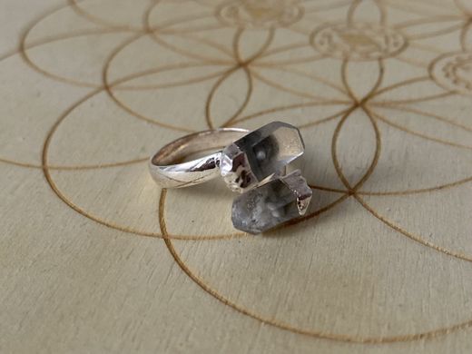 Anillo puntas cuarzo cristal