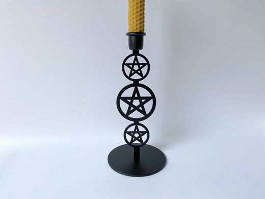 Candelabro triple pentagrama