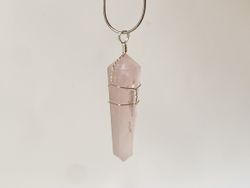 Colgante Punta Cuarzo Rosa