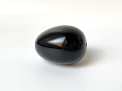 Huevo agujereado Obsidiana