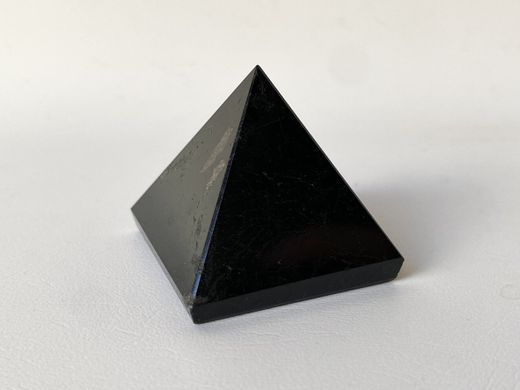 Pirámide Obsidiana