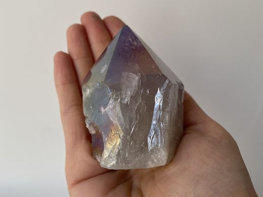 Punta de Cuarzo Aura semipulida base plana